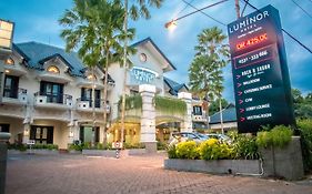 Luminor Hotel Jember By Wh